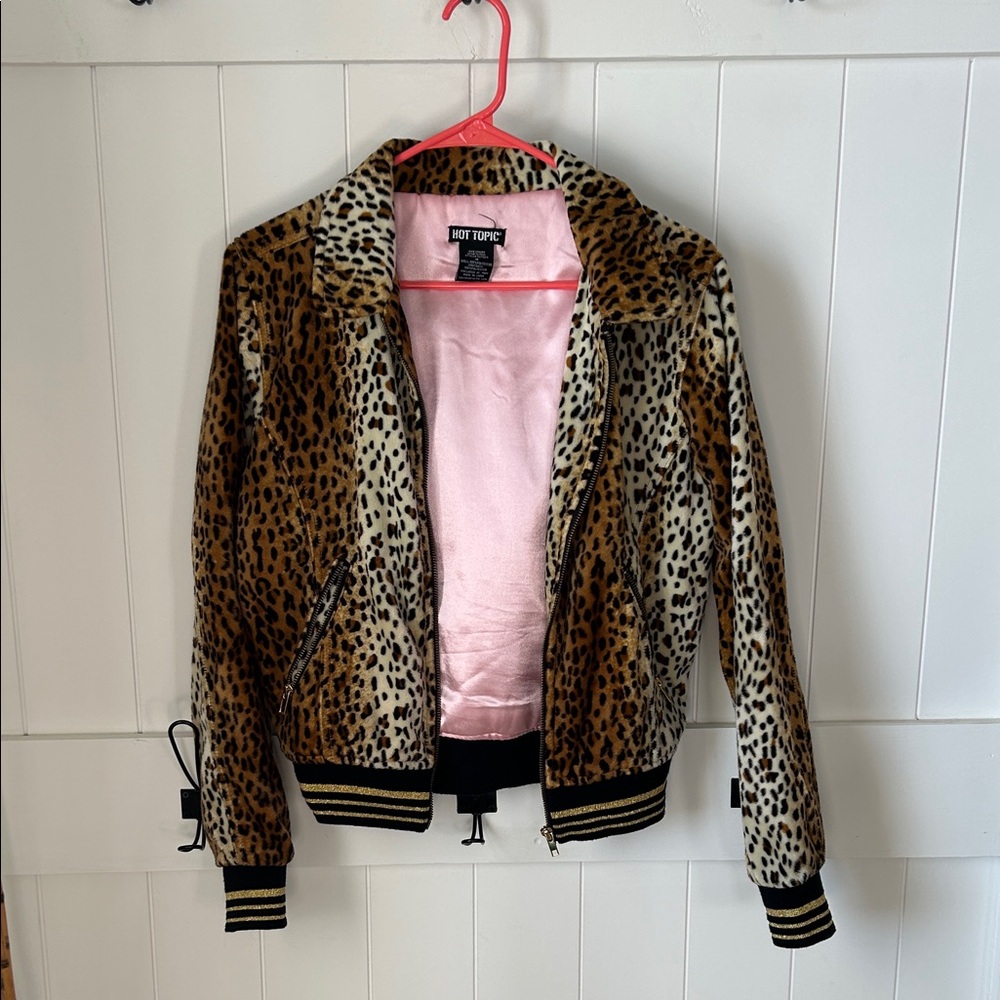 Women’s Leopard Print Jacket